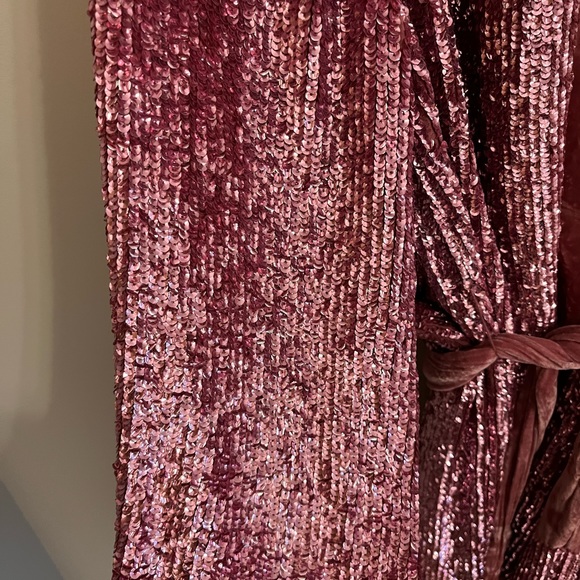 Retrofete GABRIELLE SEQUIN ROBE - Picture 16 of 16